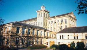 a3b132077598eb307a79c12e4262cec155ad335d